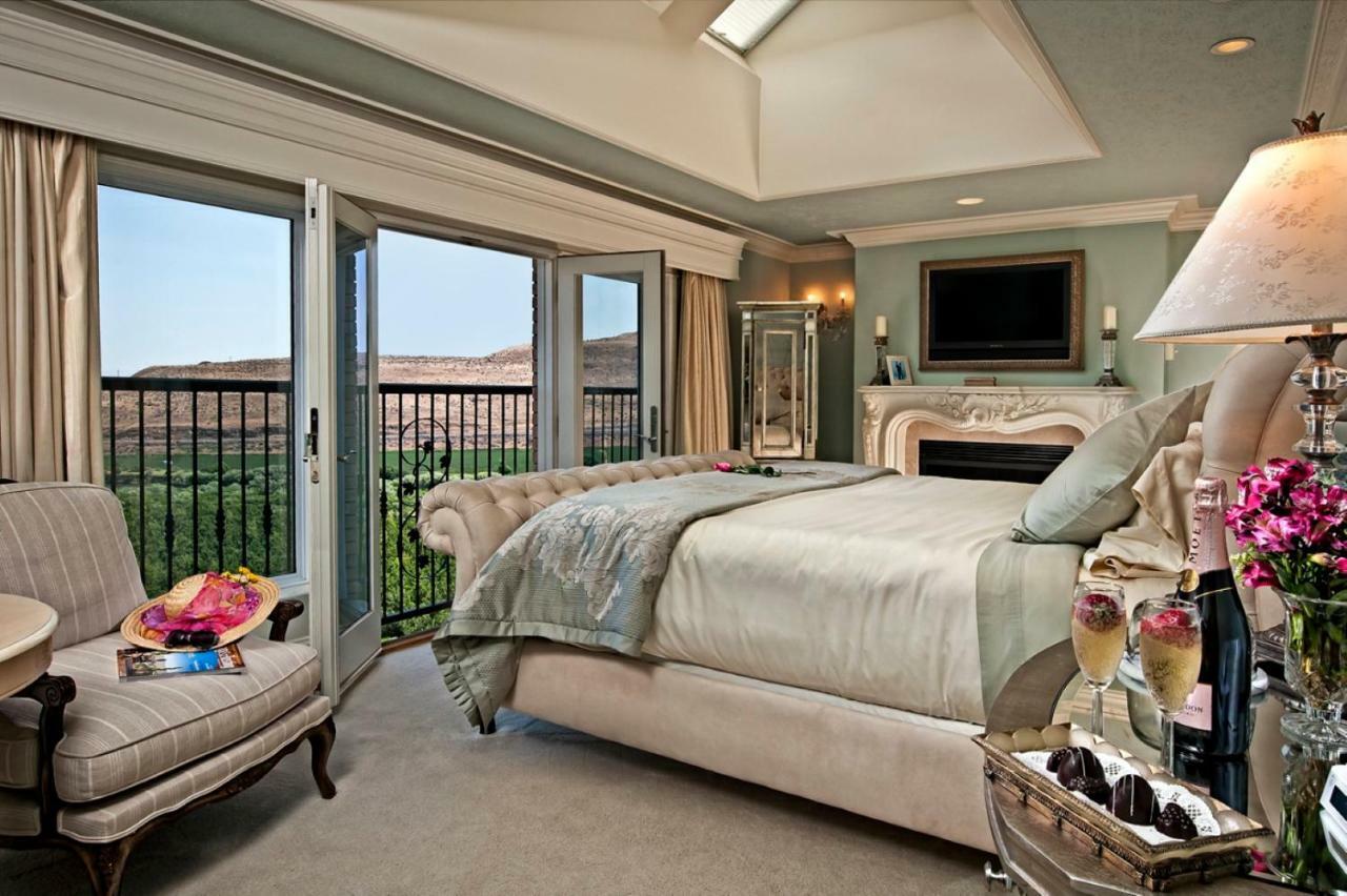 Cameo Heights Mansion And The Vine Fine Dining Restaurant Bed & Breakfast Touchet Luaran gambar